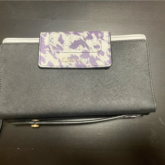 Wallet - Picture 3 of 6